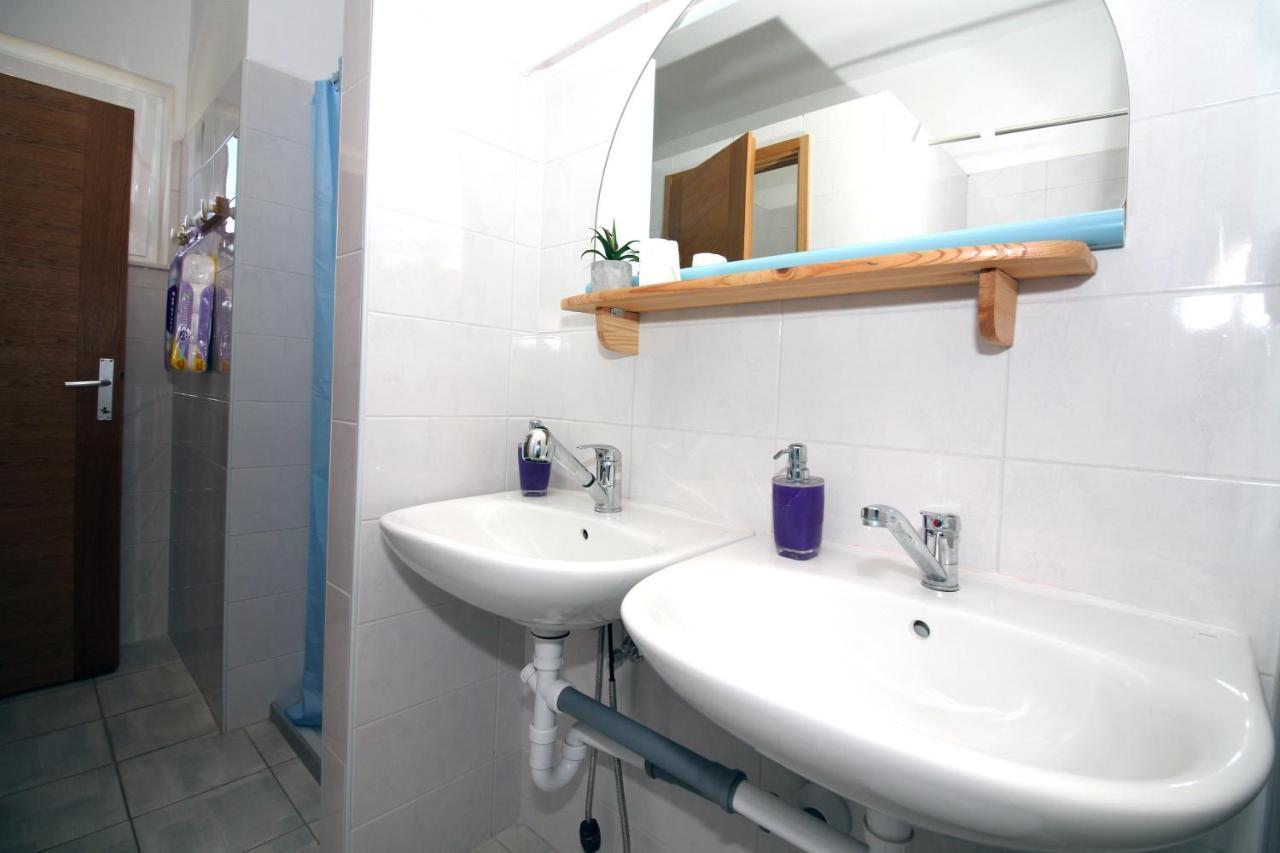 Hostel Marko Tisno Zewnętrze zdjęcie