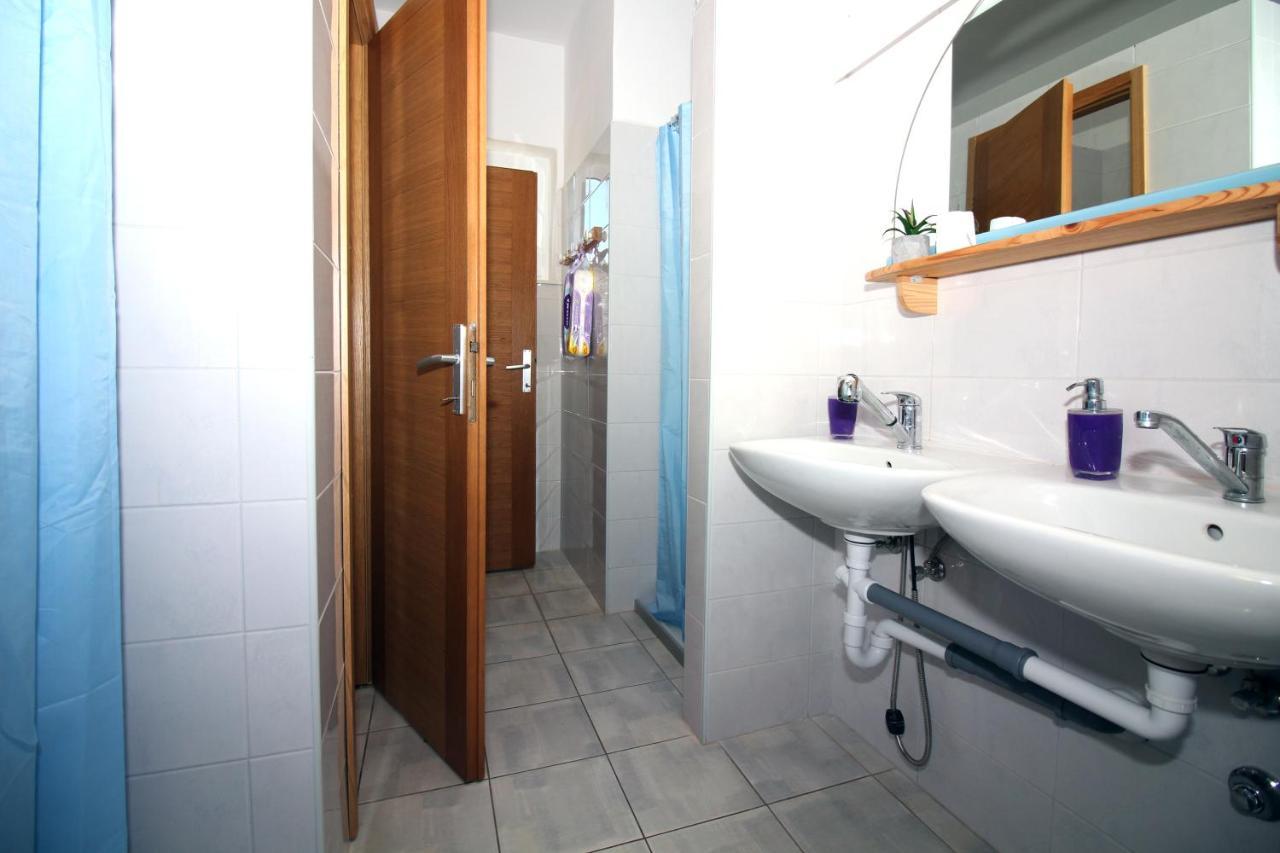Hostel Marko Tisno Zewnętrze zdjęcie