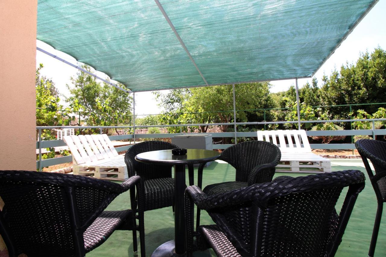Hostel Marko Tisno Zewnętrze zdjęcie