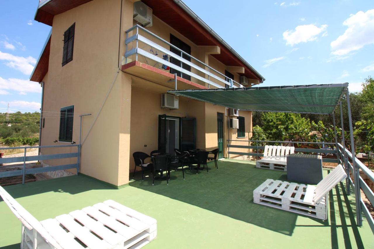 Hostel Marko Tisno Zewnętrze zdjęcie