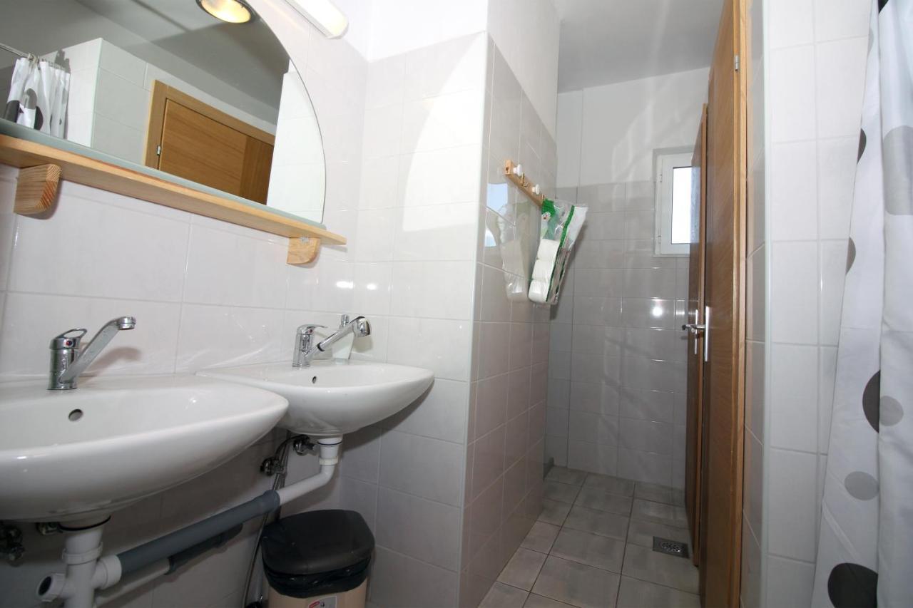 Hostel Marko Tisno Zewnętrze zdjęcie